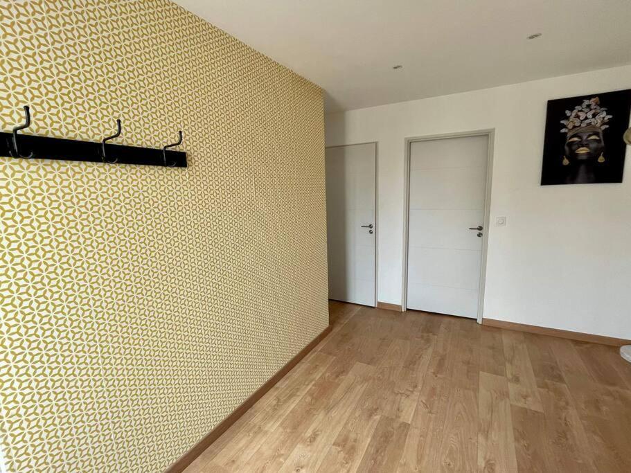 Duplex Avec Terrasse Et Parking Apartment แปร์ปินญอง ภายนอก รูปภาพ